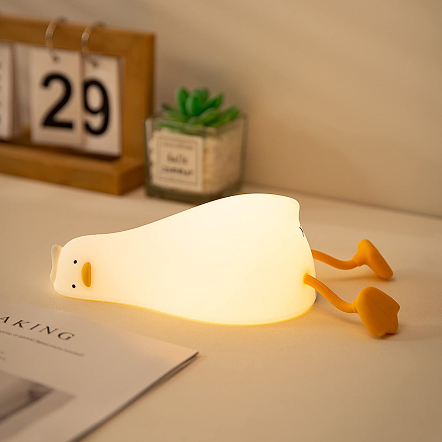 Laying Flat Cozy Duck Lamp Rechargeable 3 Level Dimmable